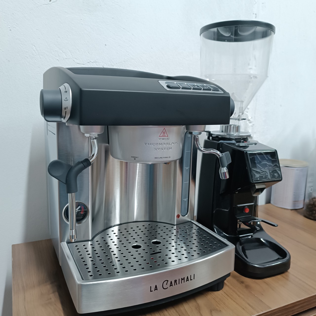 z5684749394888_88697b0733f18efe3d280791f2c2feb3